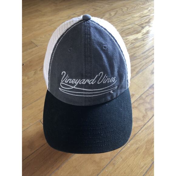 Vineyard Vines Hat Cap Embroidered Surfboard Gray Black Mesh Trucker Strapback - Picture 1 of 7